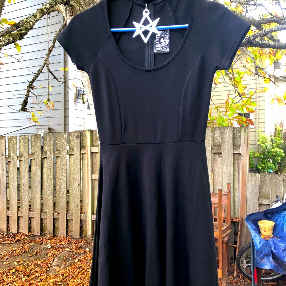 Killstar dress adorned w/ silver Aquarian star choker